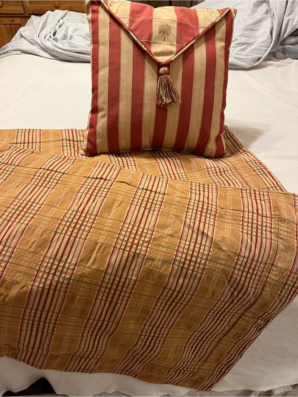 Waverly vintage Red and Tan Decorative Palm tree Pillow and 2 Shams